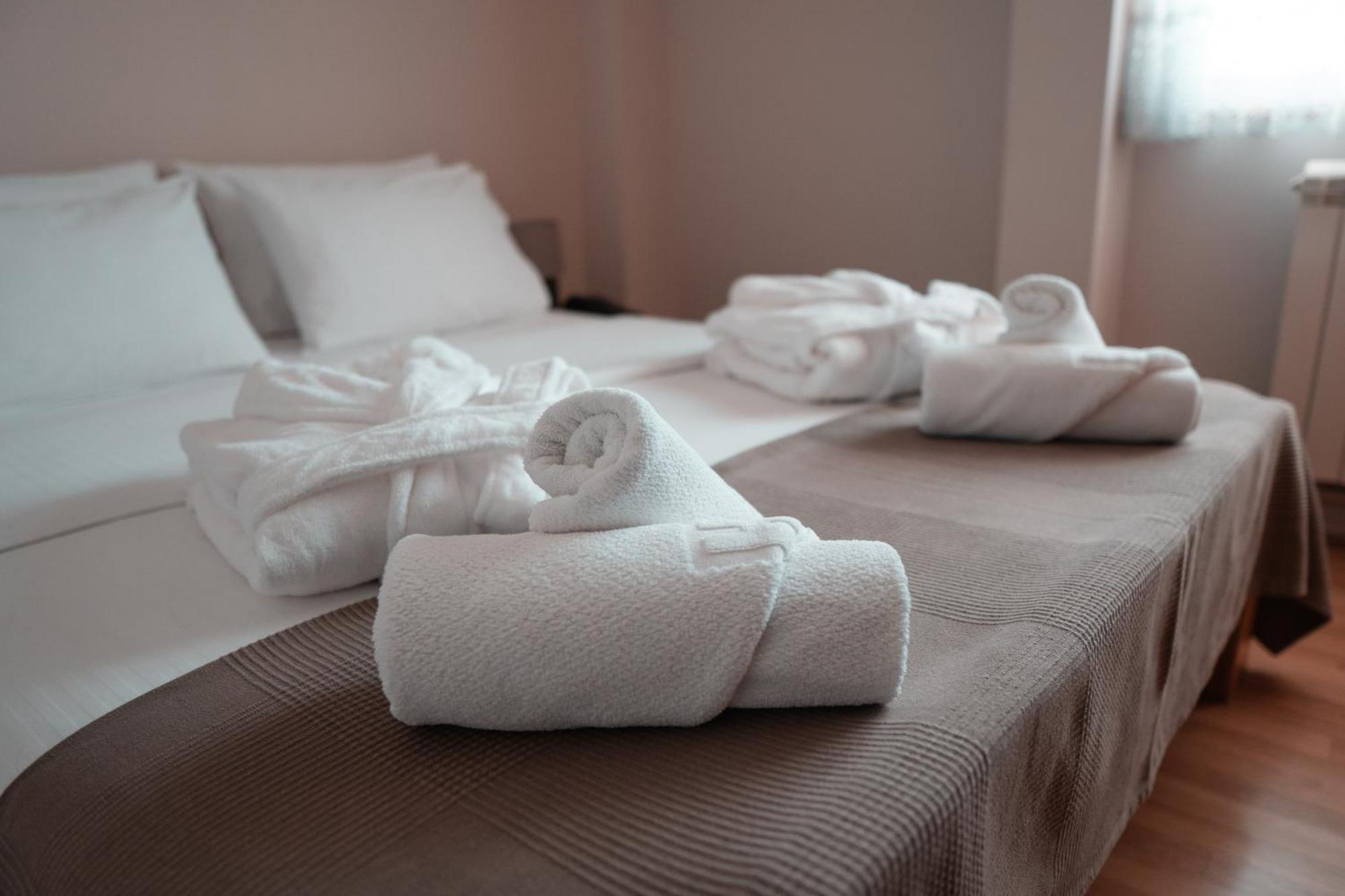 Hotel Topcider Belgrade Extérieur photo