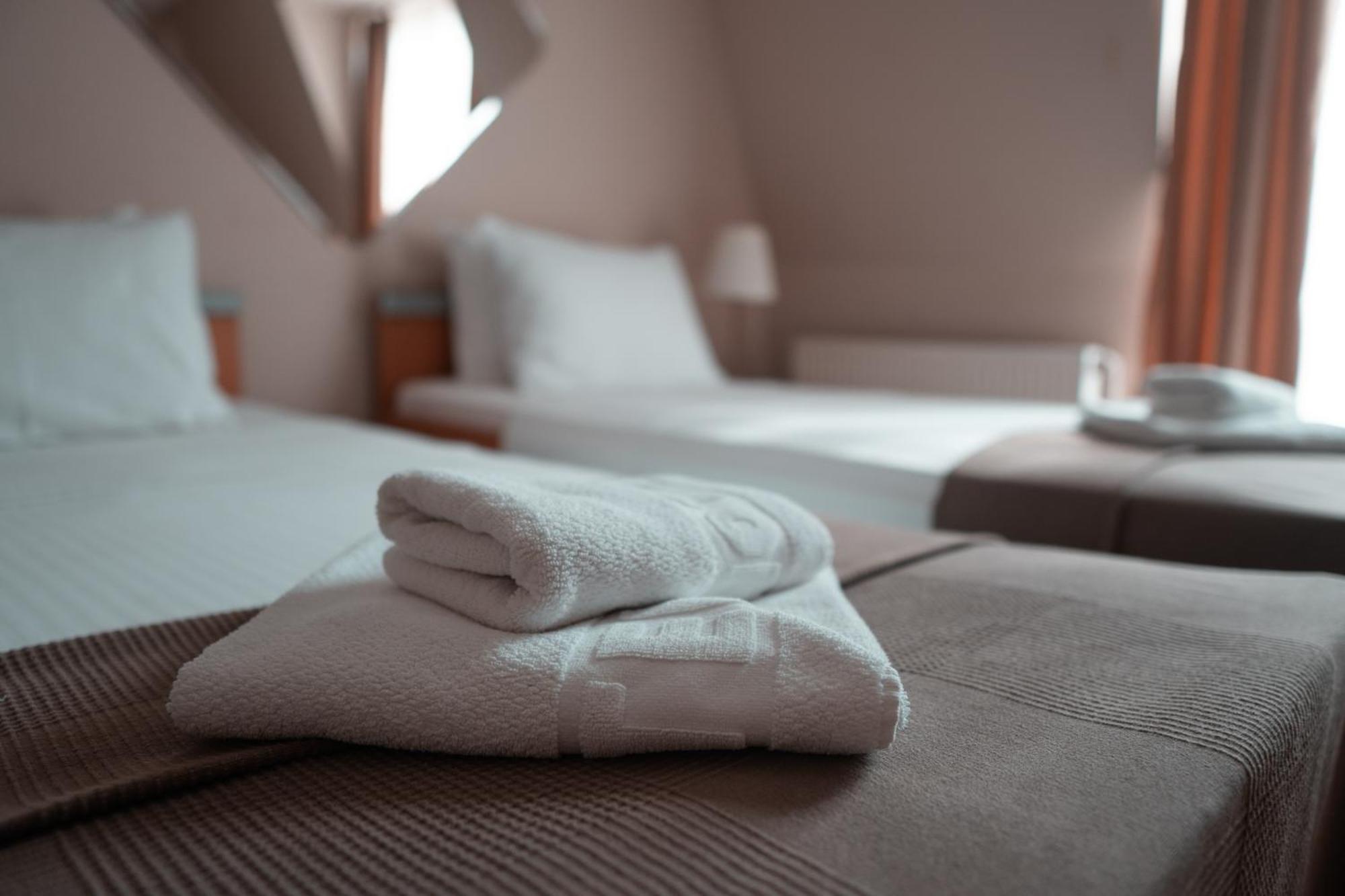 Hotel Topcider Belgrade Extérieur photo
