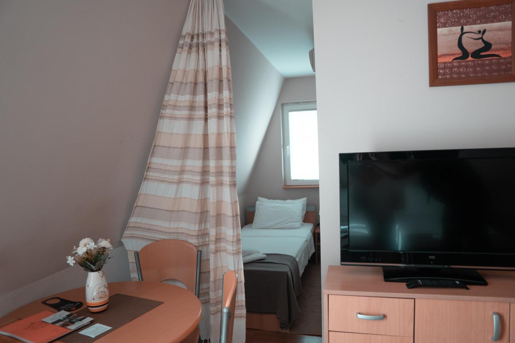 Hotel Topcider Belgrade Extérieur photo